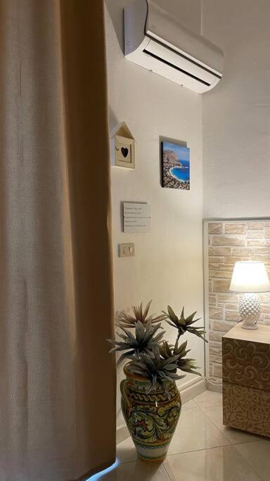 Mona House Accogliente Casa Vacanza Palermo Dış mekan fotoğraf